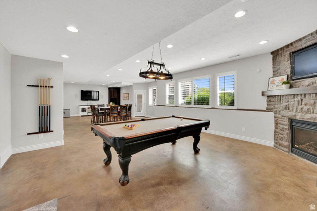 Image 25 of property listing at 10257 S MCKINLEY PARK LN, South Jordan, UT 84095