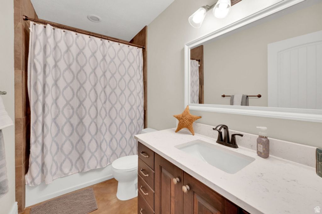 Image 34 of property listing at 10257 S MCKINLEY PARK LN, South Jordan, UT 84095