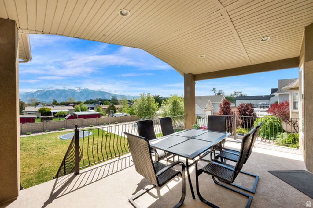 Image 46 of property listing at 10257 S MCKINLEY PARK LN, South Jordan, UT 84095