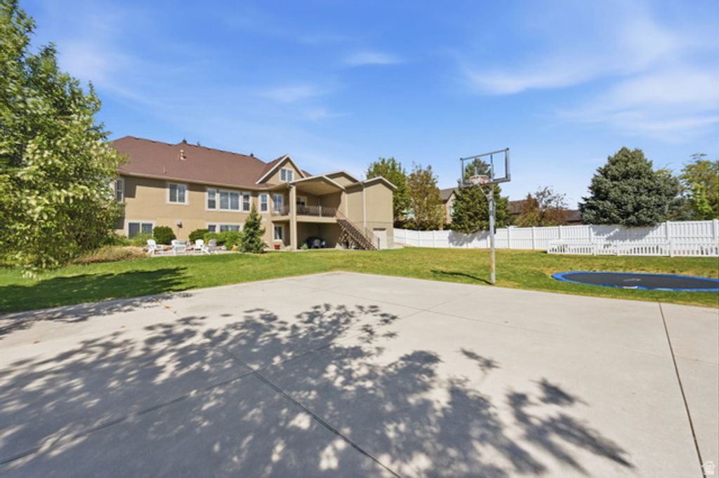 Image 49 of property listing at 10257 S MCKINLEY PARK LN, South Jordan, UT 84095