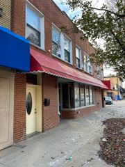 3248 S Grove Avenue, Berwyn, IL 60402