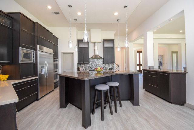 2819 Palmetto Bend, Richmond, TX 77406