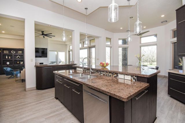 2819 Palmetto Bend, Richmond, TX 77406