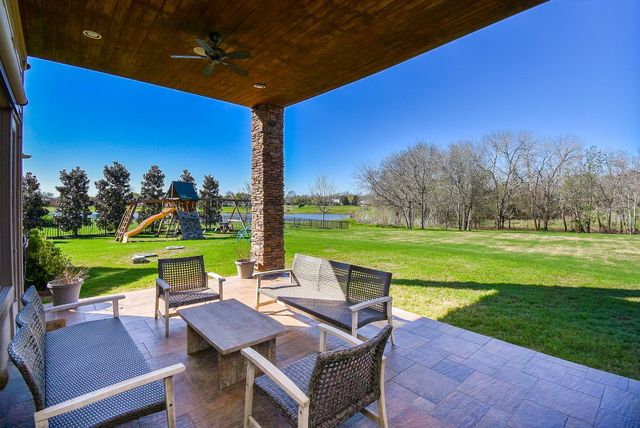 2819 Palmetto Bend, Richmond, TX 77406