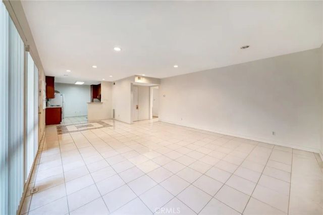 5315 Zelzah 6, Encino, CA 91316