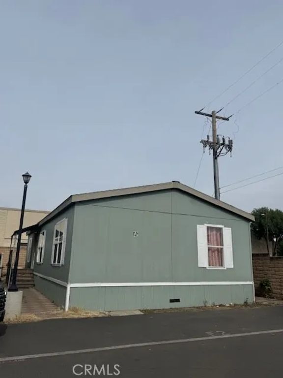 1900 S Lincoln F2, Santa Maria, CA 93458