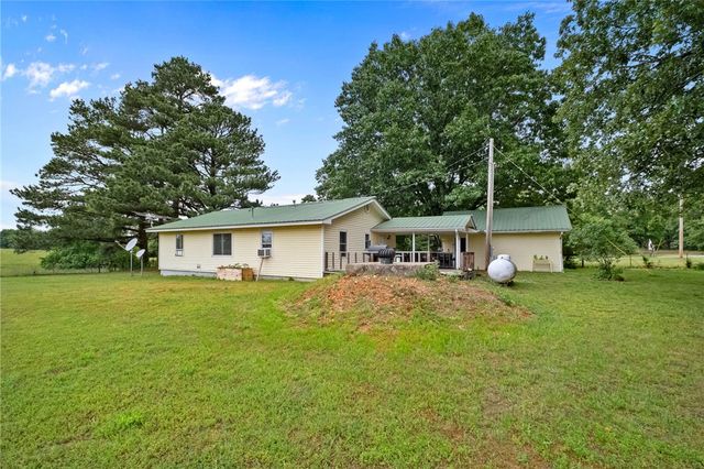 10853 412 Highway, Kansas, OK 74347
