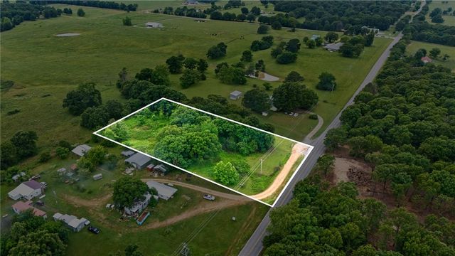 10853 412 Highway, Kansas, OK 74347