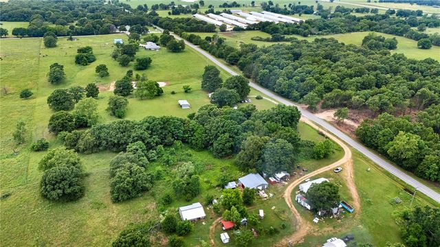 10853 412 Highway, Kansas, OK 74347