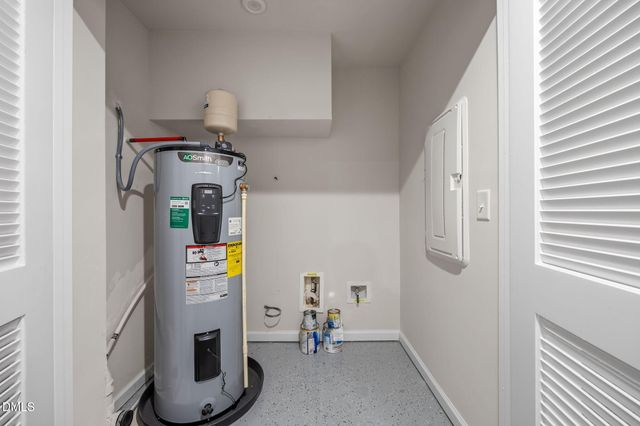 816 Channing Park Circle, Cary, NC 27519