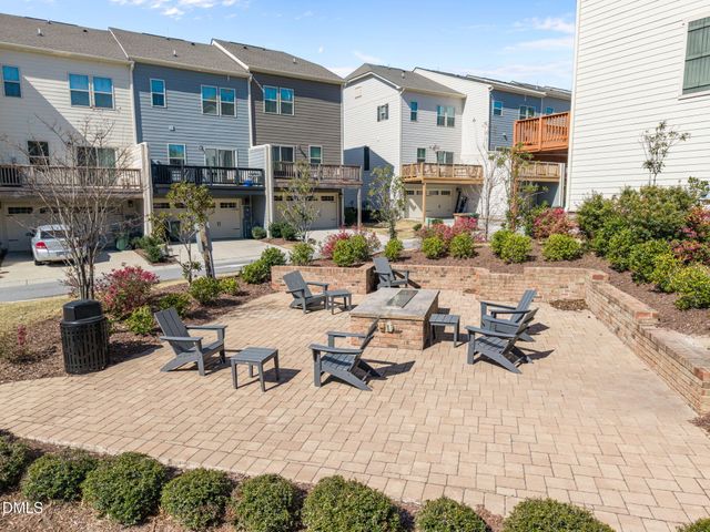 816 Channing Park Circle, Cary, NC 27519