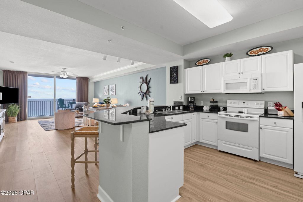 Image 14 of property listing at 16819 Front Beach Road 808, Panama City Beach, FL 32413