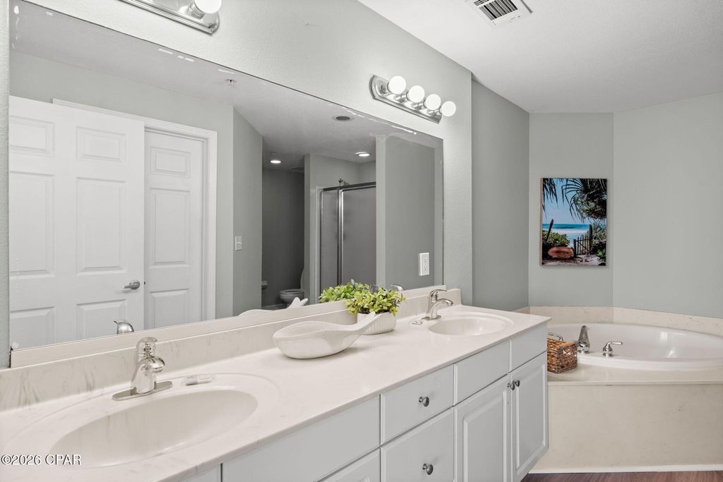 Image 18 of property listing at 16819 Front Beach Road 808, Panama City Beach, FL 32413