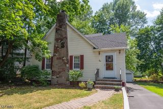 16 S Cedar Pkwy, Livingston Twp., NJ 07039