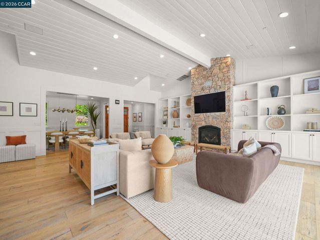336 Bonanza Way, Danville, CA 94526