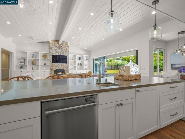 336 Bonanza Way, Danville, CA 94526