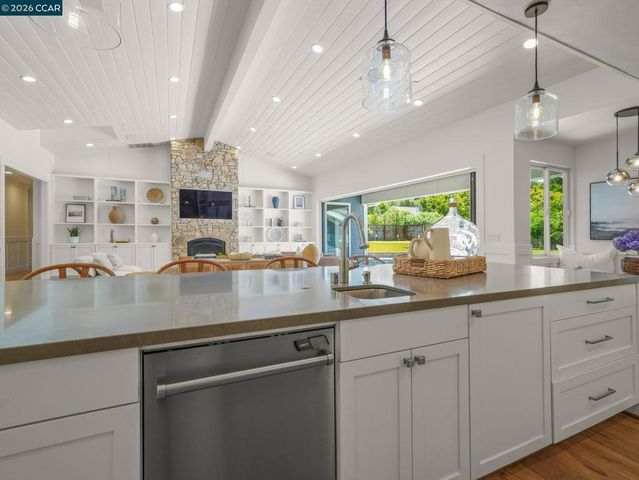 336 Bonanza Way, Danville, CA 94526