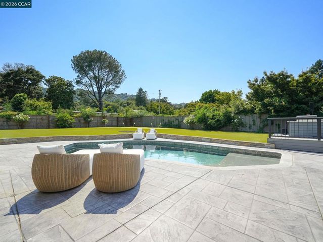 336 Bonanza Way, Danville, CA 94526