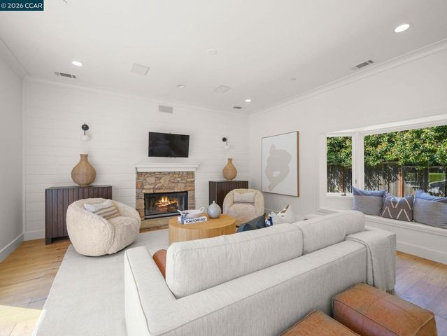 336 Bonanza Way, Danville, CA 94526