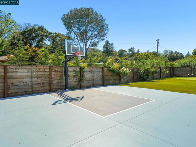 336 Bonanza Way, Danville, CA 94526