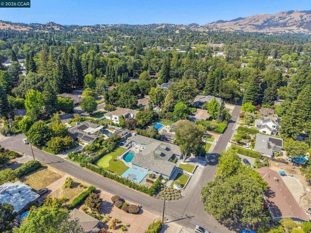 336 Bonanza Way, Danville, CA 94526
