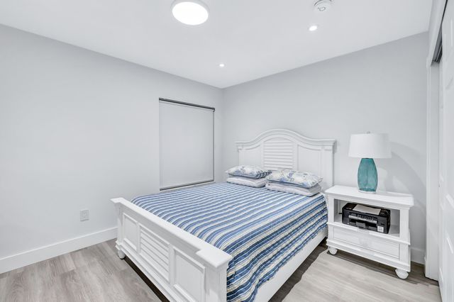 351 Club Circle 210, Boca Raton, FL 33487