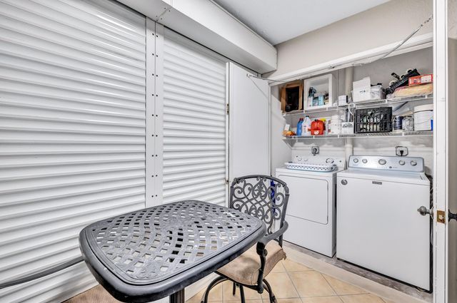 351 Club Circle 210, Boca Raton, FL 33487