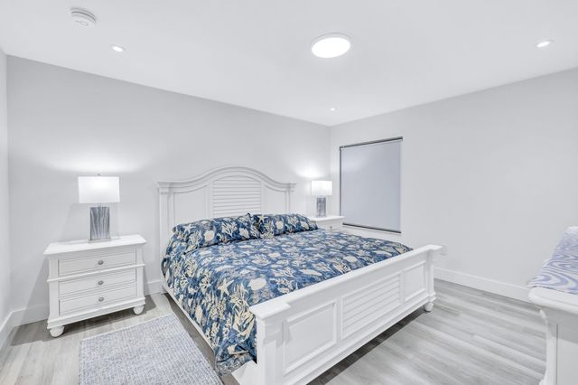 351 Club Circle 210, Boca Raton, FL 33487