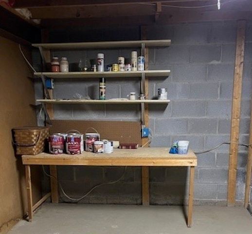 2 Greenwood Park, Pittsford, NY 14534