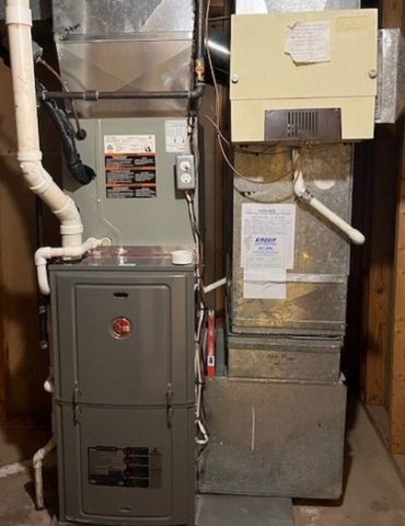 2 Greenwood Park, Pittsford, NY 14534