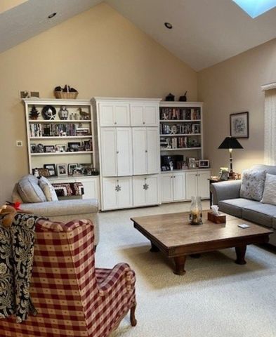 2 Greenwood Park, Pittsford, NY 14534