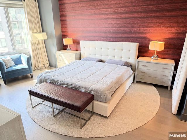 9 Ave At Port Imperial 809, West New York, NJ 07093