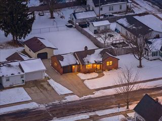 705 2ND STREET, Kewaunee, WI 54216