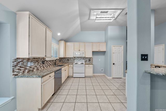 29 Branwood, San Antonio, TX 78254