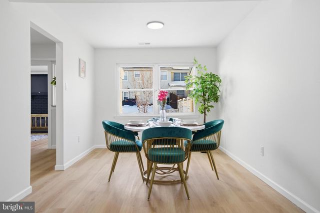 143 BANWELL LN, Mount Laurel, NJ 08054