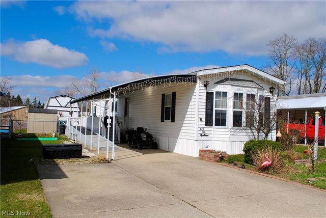 1166 Lafayette Road H11, Medina, OH 44256