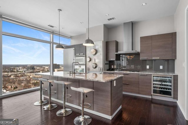 45 Ivan Allen Jr Boulevard NW 2603, Atlanta, GA 30308