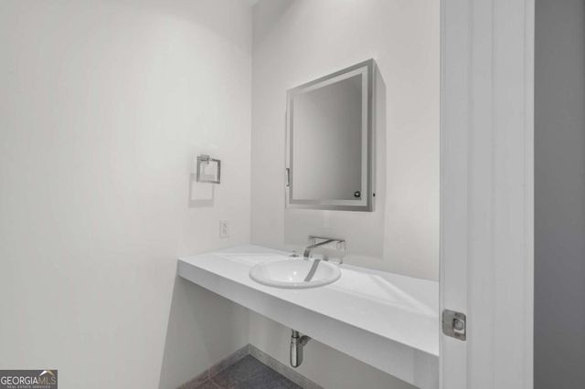 45 Ivan Allen Jr Boulevard NW 2603, Atlanta, GA 30308