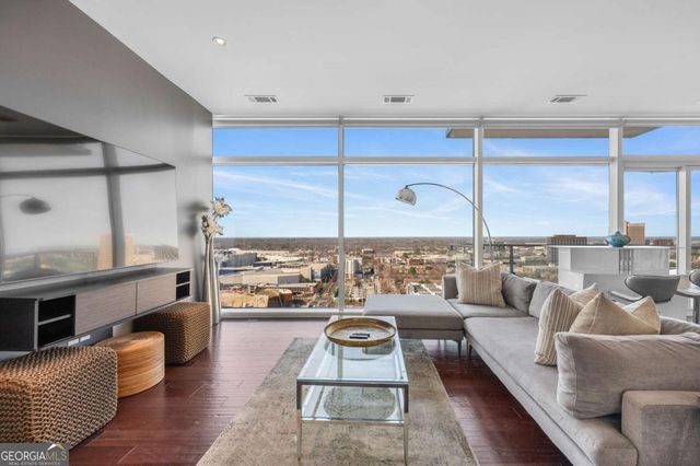 45 Ivan Allen Jr Boulevard NW 2603, Atlanta, GA 30308