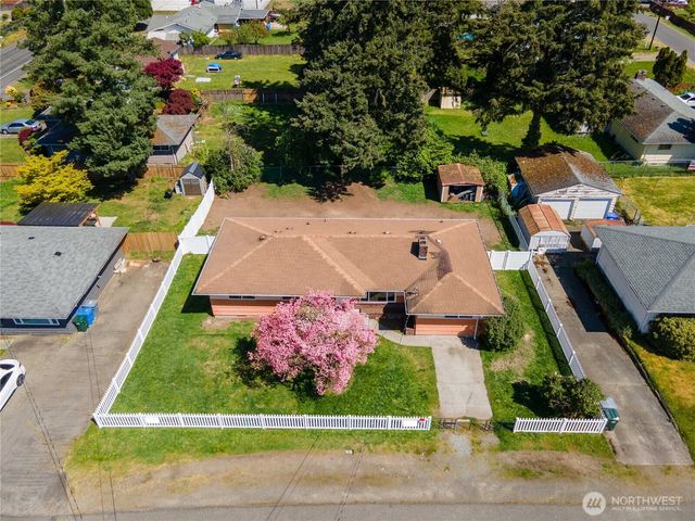 13815 Park Avenue S, Tacoma, WA 98444