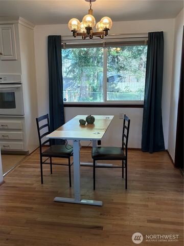 13815 Park Avenue S, Tacoma, WA 98444