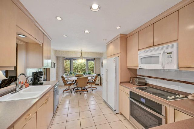 1775 Melody LANE, Brookfield, WI 53005