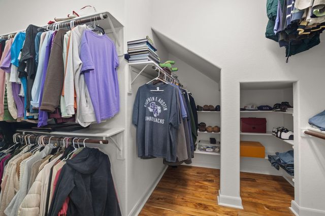 11 Canoe Bend Drive, Spring, TX 77389