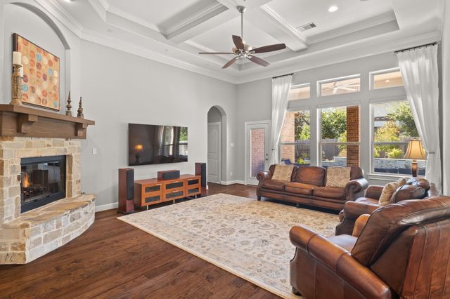 11 Canoe Bend Drive, Spring, TX 77389