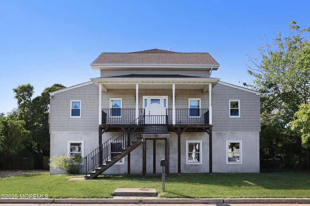 78 Wilson Avenue, Port Monmouth, NJ 07758