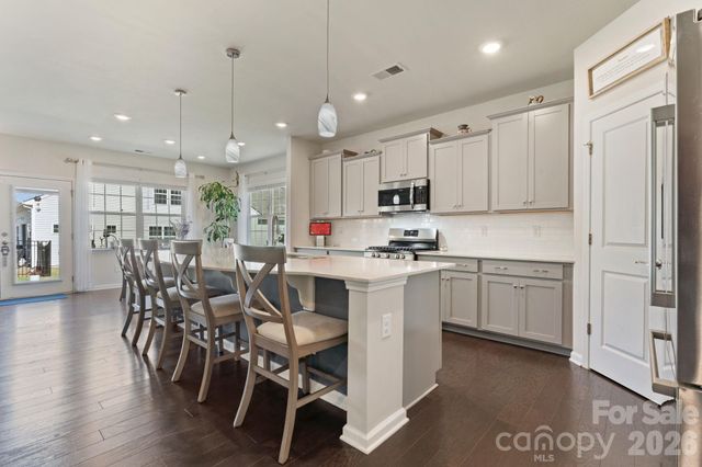 138 Dubois Drive, Mooresville, NC 28115