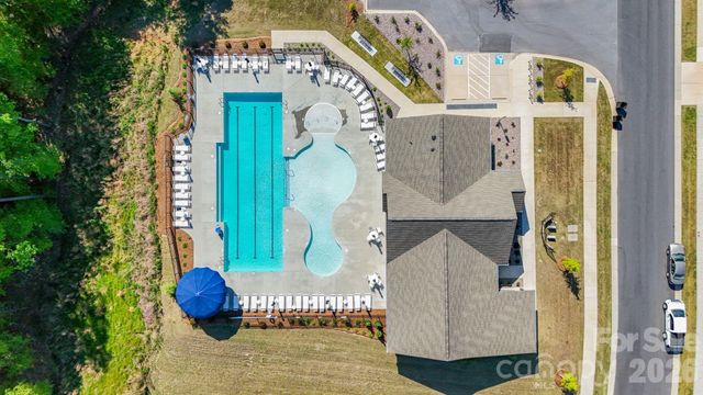 138 Dubois Drive, Mooresville, NC 28115