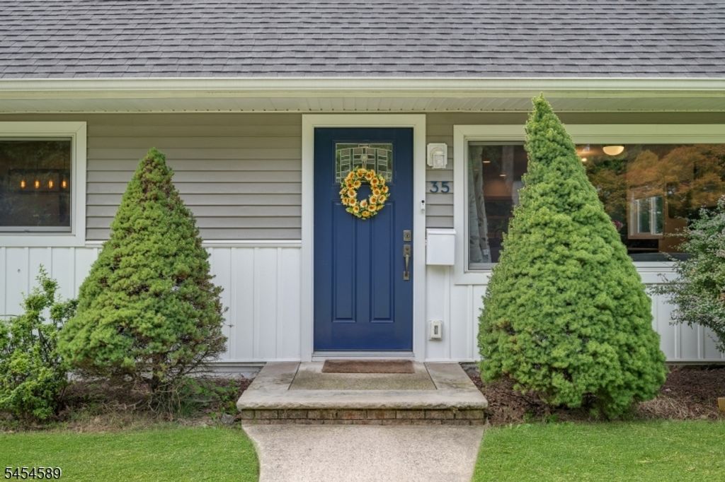 35 Sunrise Ter, Cedar Grove Twp., NJ 07009 — photo 2