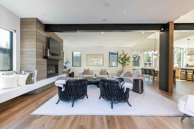 339 Palisades Circle, Olympic Valley, CA 96146