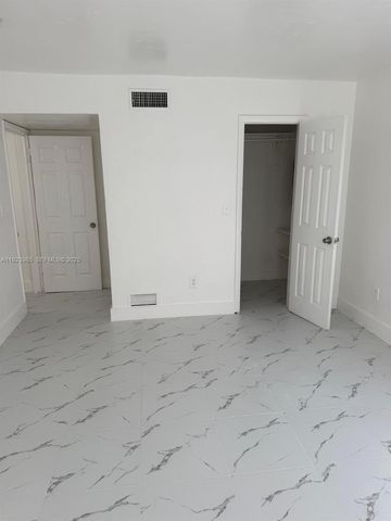 16215 NE 18th Ct 209, North Miami Beach, FL 33162